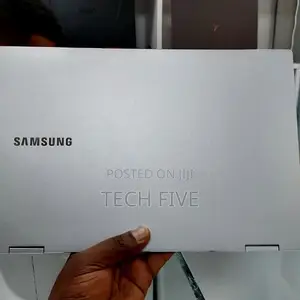 New Samsung Galaxy Book3 Pro 360 16" 16GB Intel Core i5 SSD 512GB