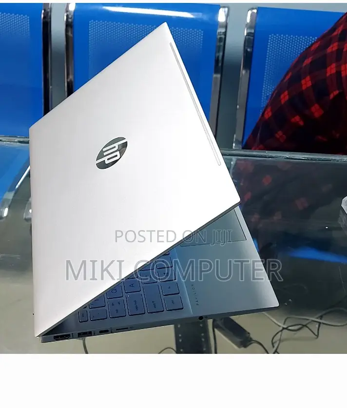 New Laptop HP Pavilion 15 16GB Intel Core I7 SSD 1T