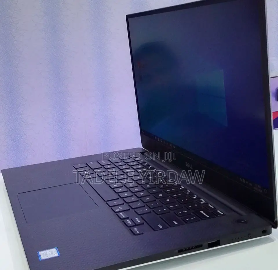 New Laptop Dell XPS 15 16GB Intel Core I7 SSD 512GB