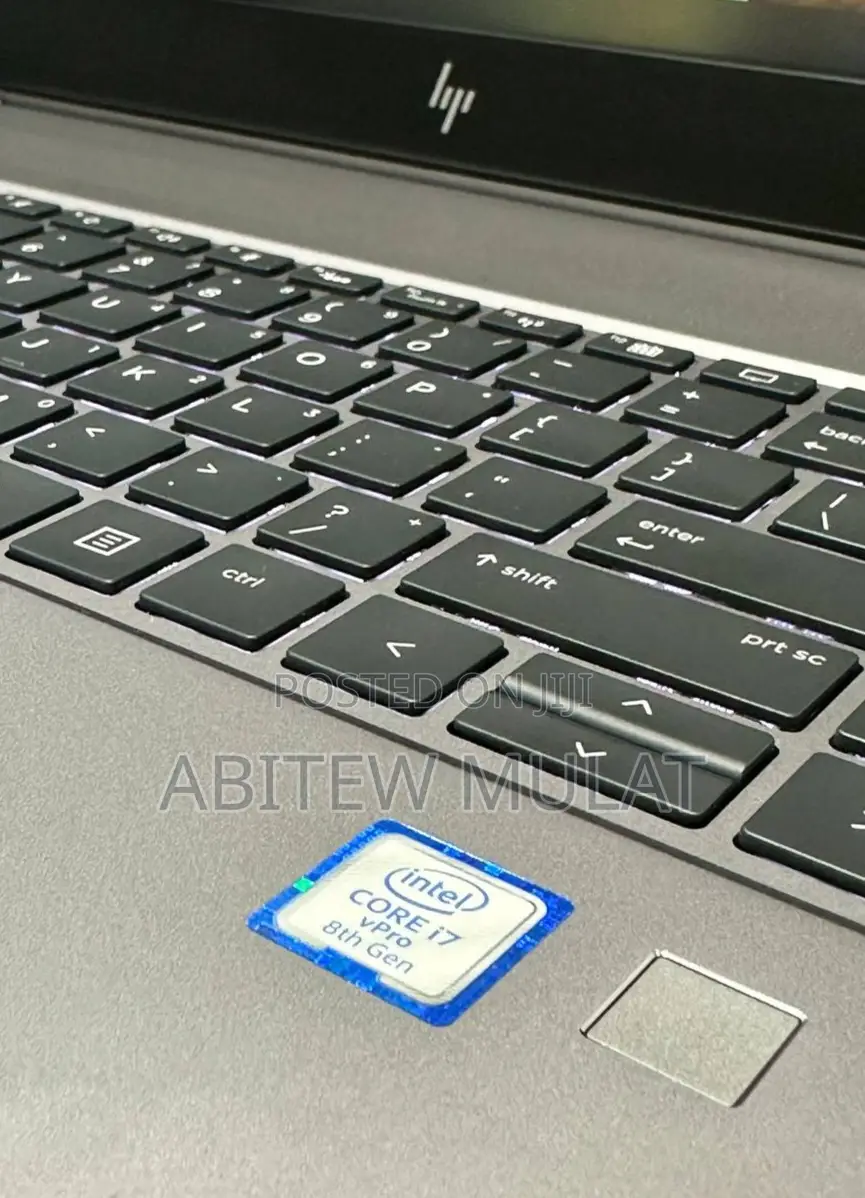 New Laptop HP ZBook Studio G5 16GB Intel Core I7 SSD 512GB