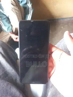 Photo - New Samsung Galaxy M13 64 GB Black