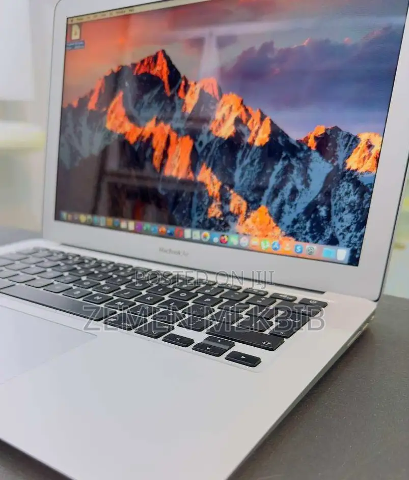 New Laptop Apple MacBook Air 2015 8GB Intel Core I7 SSD 512GB
