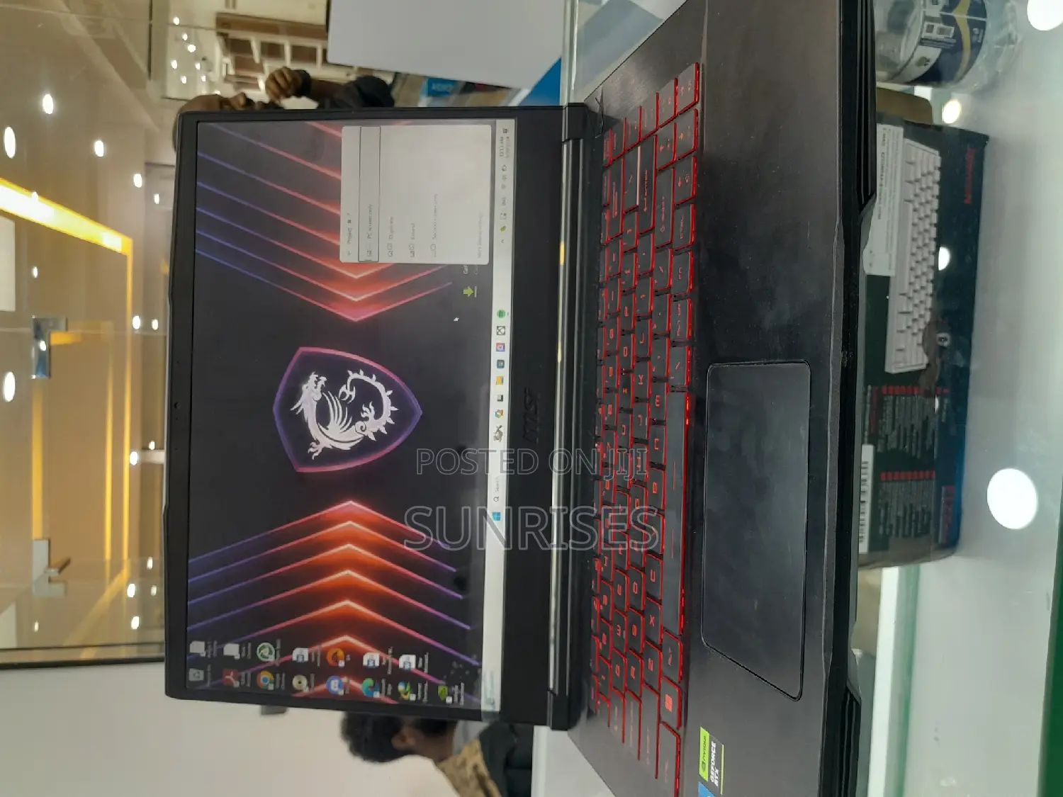 New Laptop MSI GE66 Raider 16GB Intel Core I7 SSD 512GB