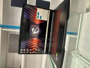 New Laptop MSI GE66 Raider 16GB Intel Core I7 SSD 512GB