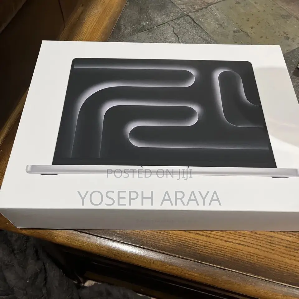 New Apple MacBook Pro 2023 M3 Pro 14-Inch 18GB Intel Core I7 SSD 512GB