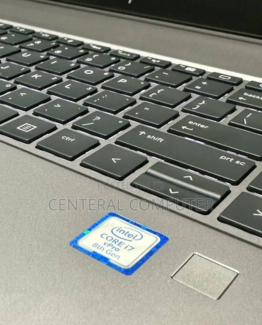 New Laptop HP ZBook Studio G5 16GB Intel Core i7 SSD 512GB