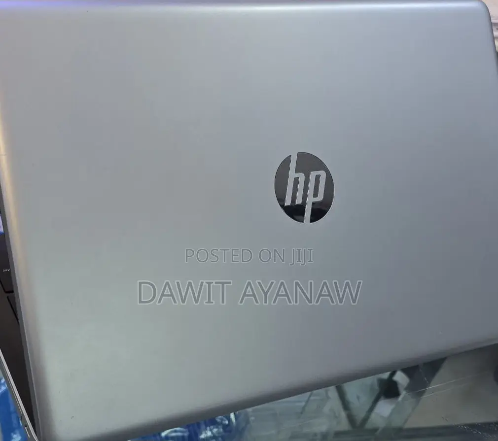New Laptop HP 8GB Intel Core I5 SSD 1T