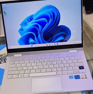 Photo - New Laptop Samsung NP-X360 8GB Intel Core I5 SSD 512GB