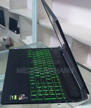 New Laptop HP 16GB AMD Ryzen 5 HDD+SSD 1T