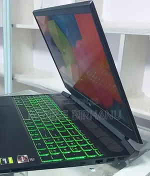 New Laptop HP 16GB AMD Ryzen 5 HDD+SSD 1T