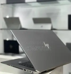 New Laptop HP ZBook Studio G5 16GB Intel Core I5 SSD 512GB