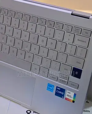 New Laptop Samsung 8GB Intel Core I5 SSD 512GB