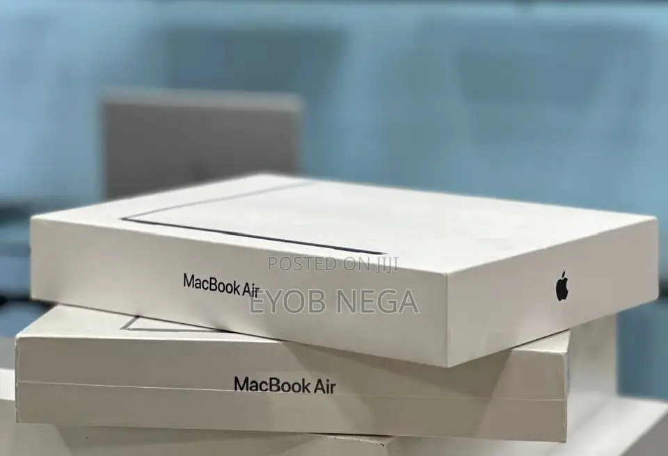 New Laptop Apple MacBook Air 2023 M2 8GB Apple M2 SSD 256GB