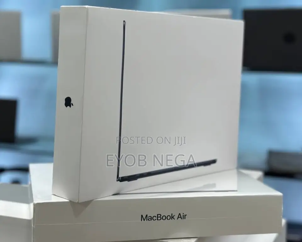 New Laptop Apple MacBook Air 2023 M2 8GB Apple M2 SSD 256GB