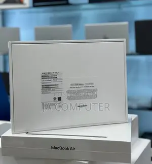 New Laptop Apple MacBook Air 2022 M2 8GB Intel Core I5 SSD 256GB