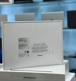 New Laptop Apple MacBook Air 2022 M2 8GB Intel Core I5 SSD 256GB