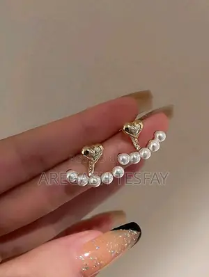 Faux Pearl Stud Earrings and Heart Shaped