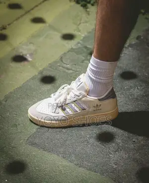 Adidas Forum 85 Fashion Sneaker