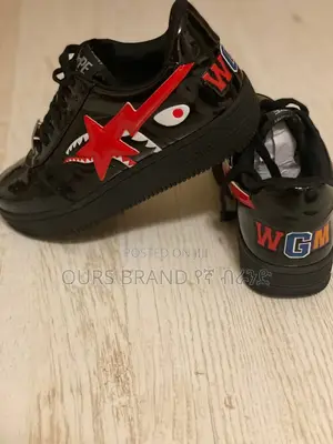 Photo - High Master Qualitybape Sta a Bathing Ape ‘Shark White’ Shoe