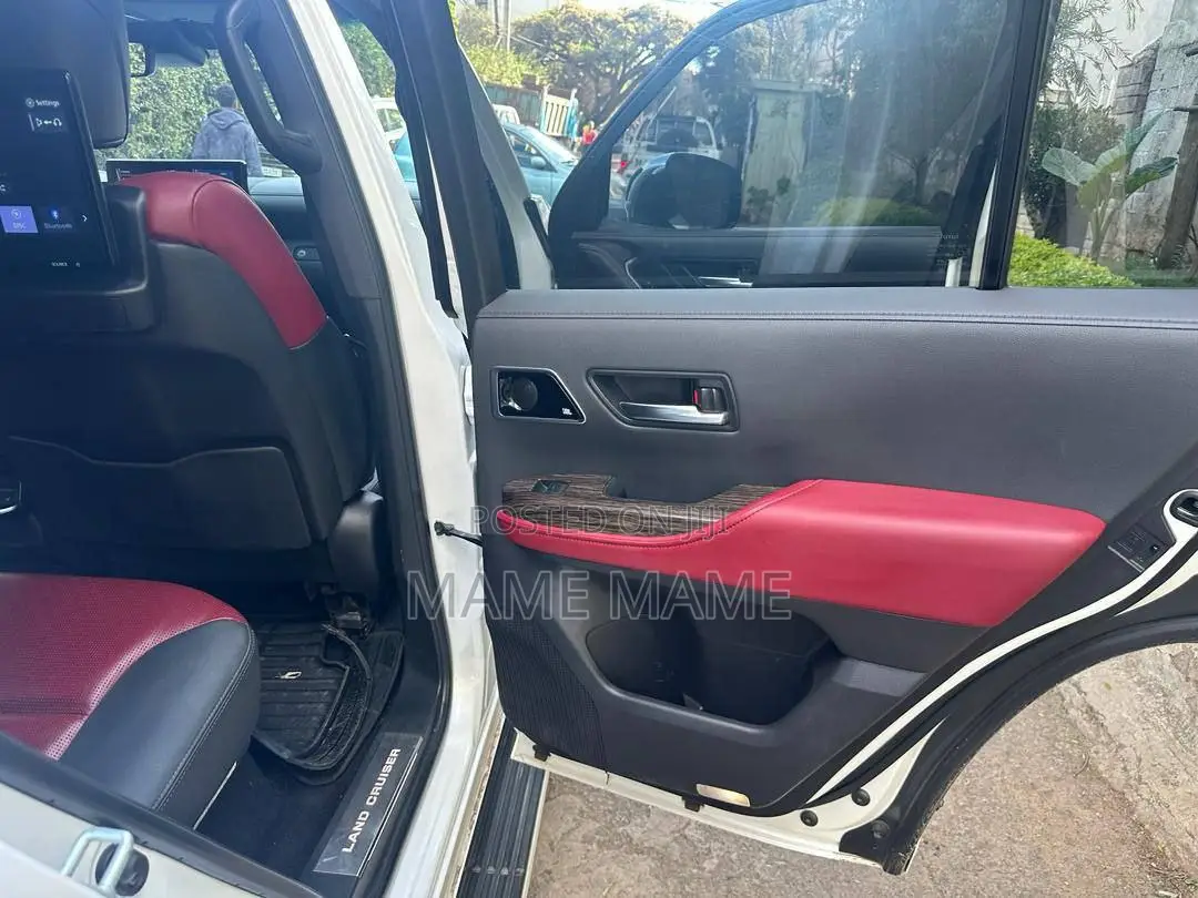 New Toyota Land Cruiser 2022 White