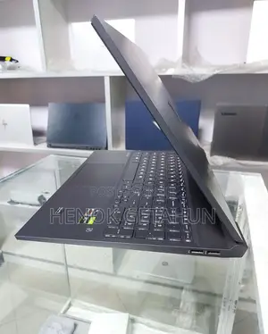 New Laptop HP Victus 16 8GB AMD Ryzen 7 SSD 1T