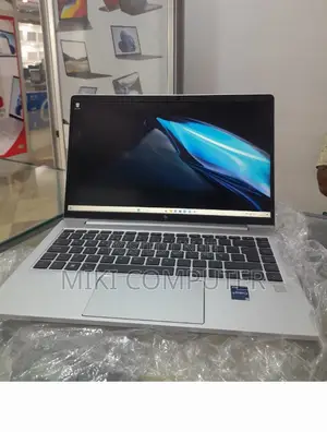 Photo - New Laptop HP EliteBook 840 16GB Intel Core I5 SSD 512GB