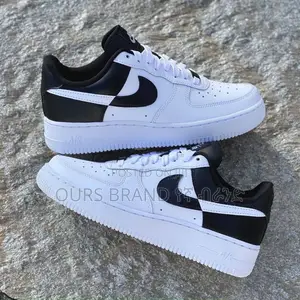 Photo - Master Quality Nike Air Force 1 Low Cut Sneakers Shoes