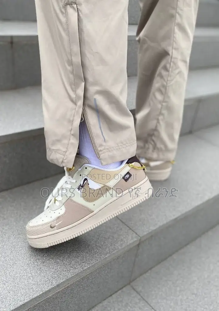 High Master Quality ORIGINAL AIR FORCE 1 Low Cut Sneakers