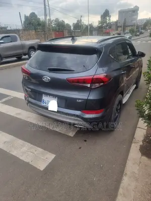 Hyundai Tucson 2017 Gray