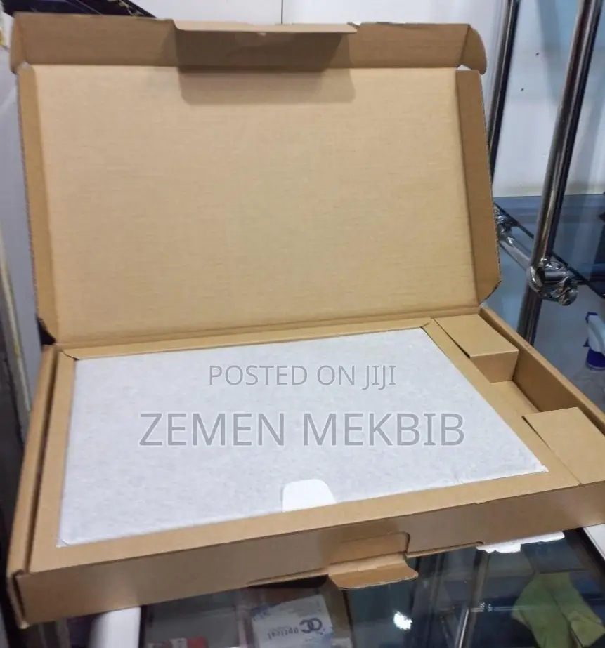 New Laptop 16GB Intel Core I7 SSD 1T