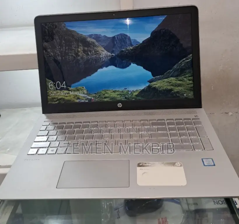 New Laptop HP Pavilion 15 8GB Intel Core I5 HDD+SSD 1.5T