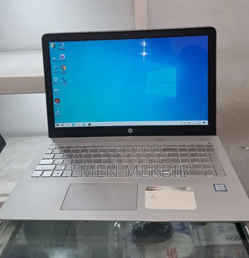New Laptop HP Pavilion 15 8GB Intel Core I5 HDD+SSD 1.5T