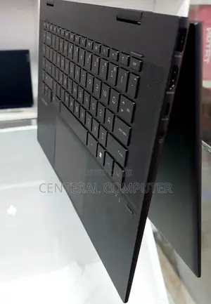 New Laptop HP Spectre X360 18GB AMD Ryzen 5 SSD 512GB