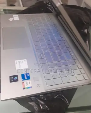 New Laptop HP 240 G6 16GB Intel Core I7 SSD 512GB