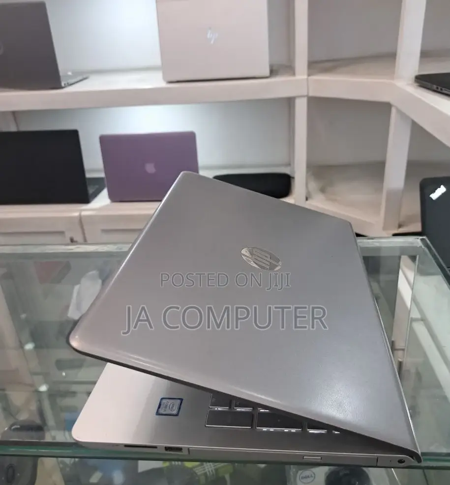 New Laptop HP Pavilion 15 8GB Intel Core I5 HDD+SSD 1.5T