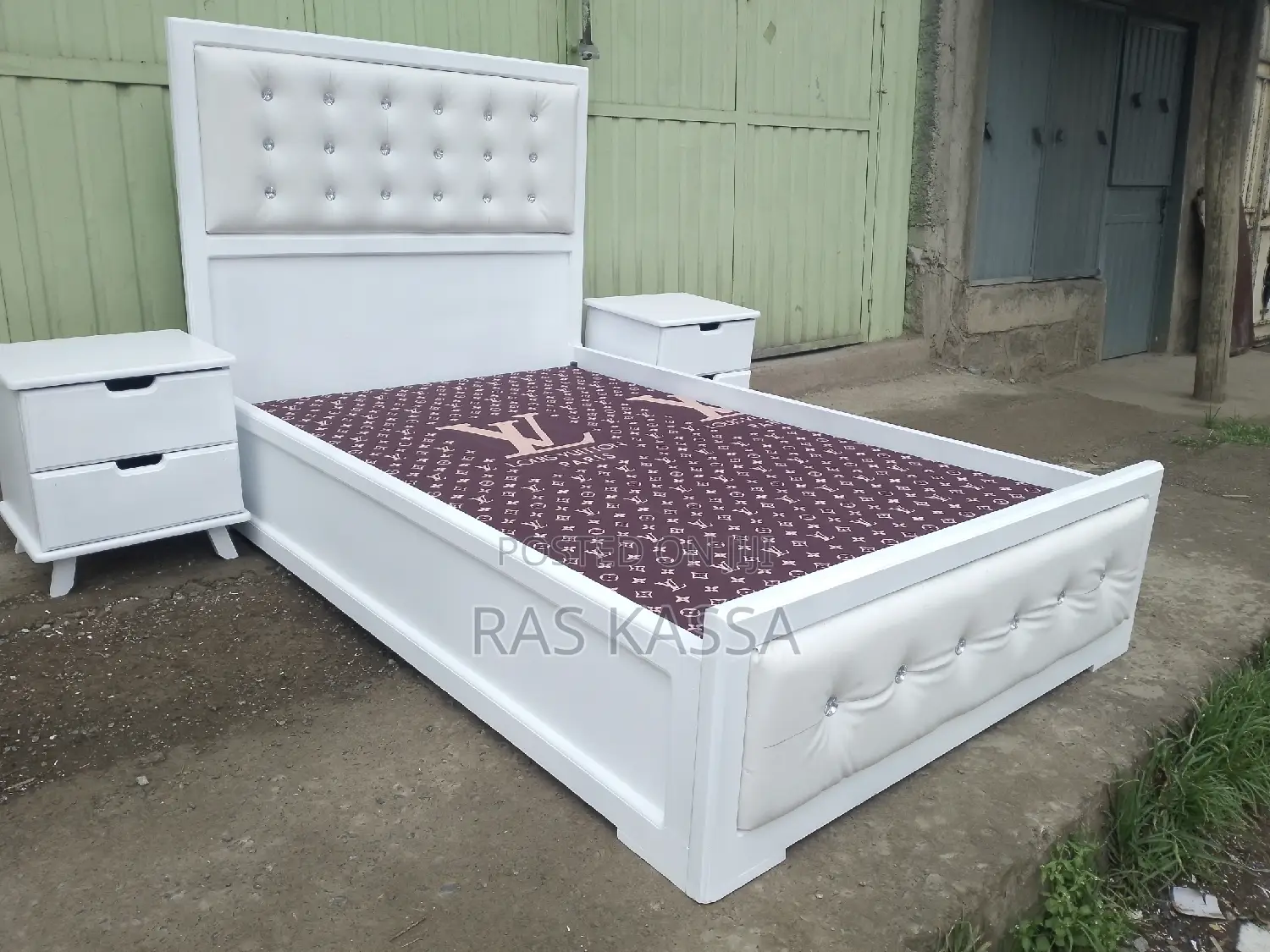 1,20 ውብ አልጋ