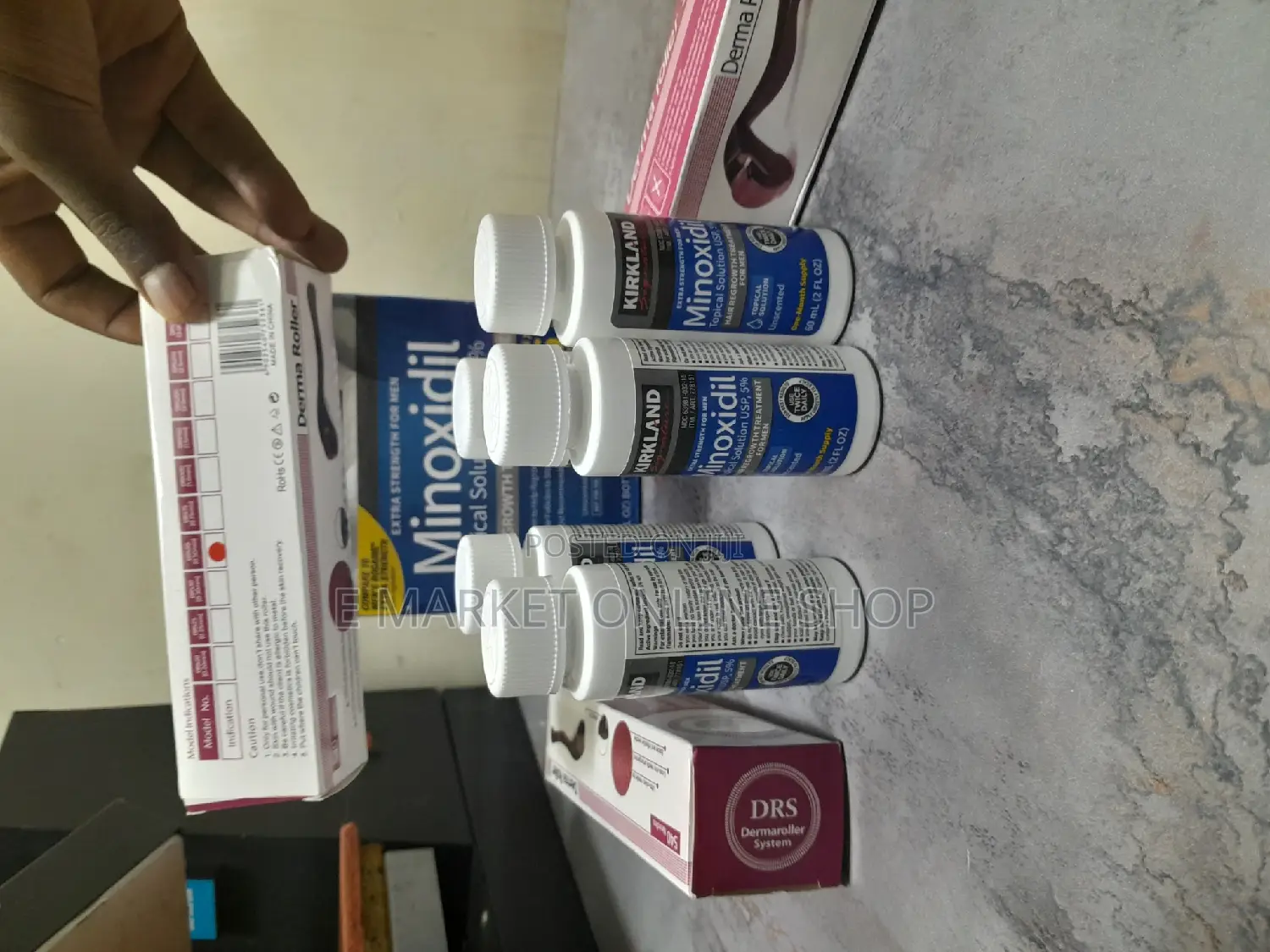 Minoxidil and Derma Roller for Hair