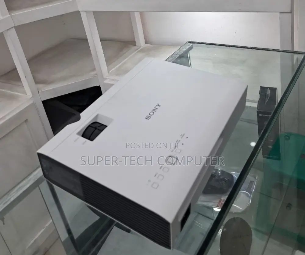 Sony Projector VPL-DX100