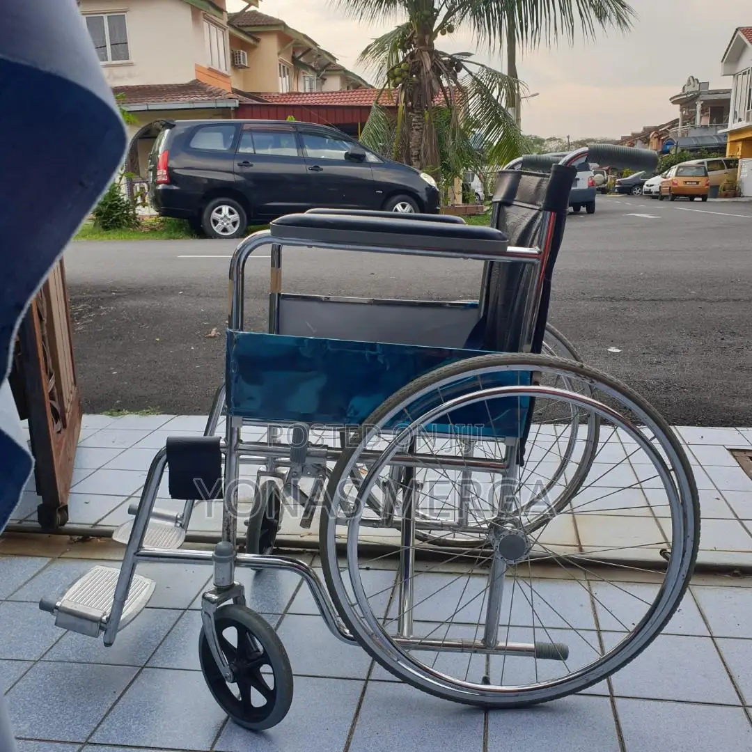 Folding Wheelchair/ፐርፐዝ Wheelchair/ኸልዚ Wheelchair