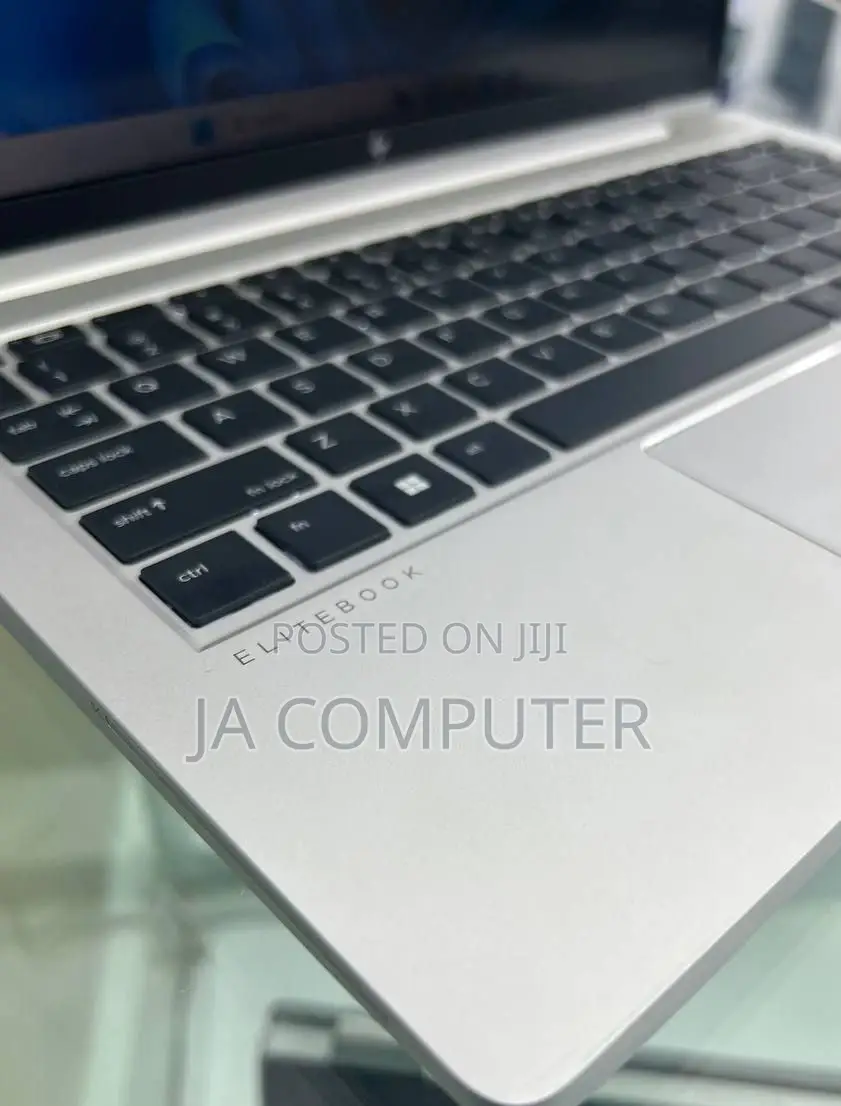 New Laptop HP EliteBook 840 16GB Intel Core I5 SSD 512GB