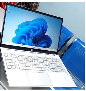 New Laptop HP Envy 15 16GB Intel Core I7 SSD 1T