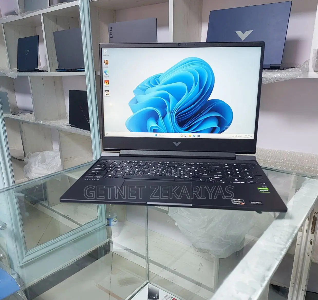 New Laptop HP Victus 16 8GB AMD Ryzen 5 SSD 1T