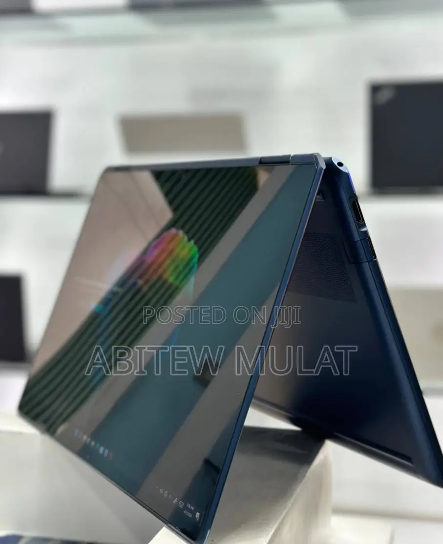 New Laptop HP Spectre X360 16GB Intel Core I7 SSD 512GB