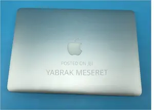 New Laptop Apple MacBook 2013 4GB Intel Core I5 SSD 128GB