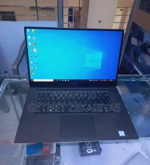 New Laptop Dell Precision 15 5520 32GB Intel Core I9 SSD 512GB