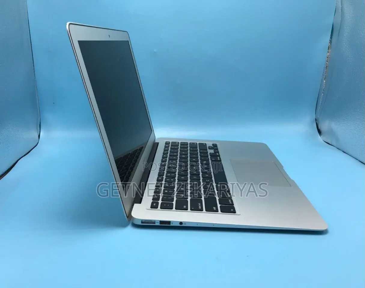 New Laptop Apple MacBook Air 2015 4GB Intel Core I5 SSD 128GB