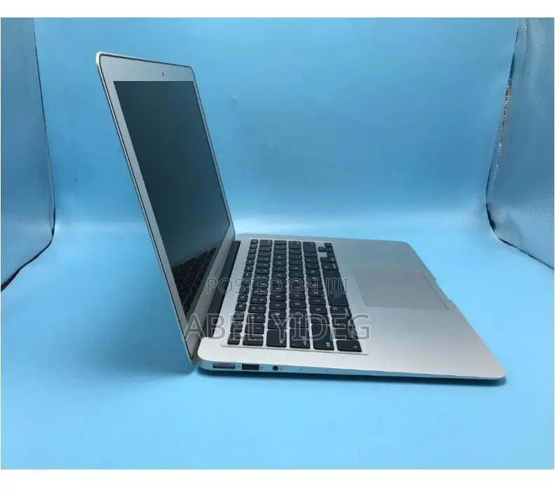 New Laptop Apple MacBook Air 2013 6GB Intel Core I5 SSD 128GB