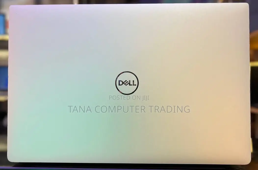 New Laptop Dell Precision 5520 16GB Intel Core I7 SSD 512GB