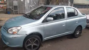 Toyota Platz 2004 Blue