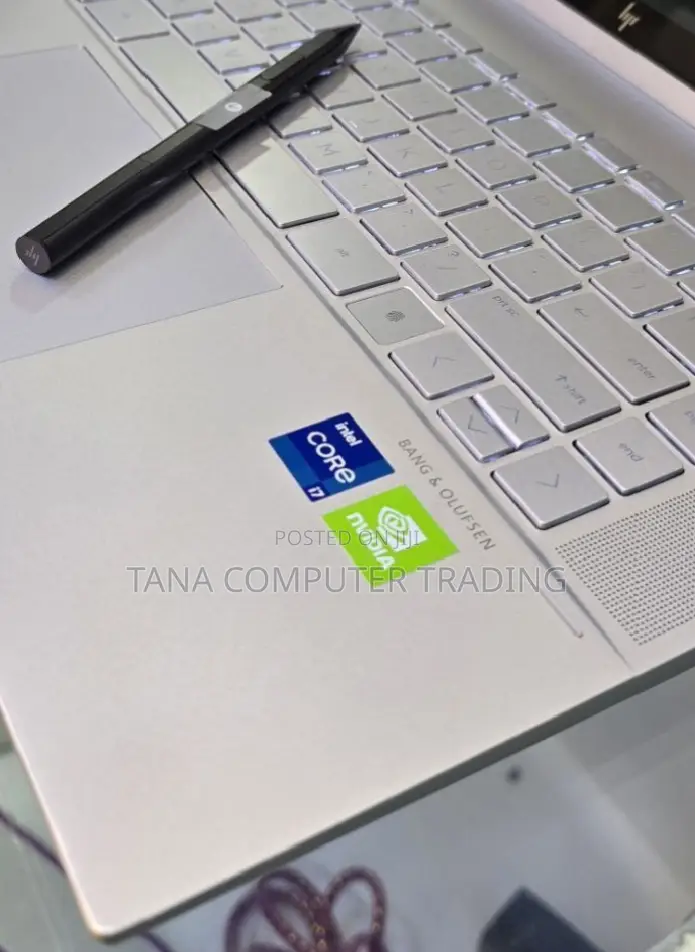 New Laptop HP Envy X360 15t 16GB Intel Core I7 SSD 512GB